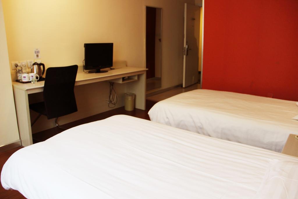 Hanting Hotel Shanghai Jiaotong University Jiangchuan Road Second Branch Rum bild